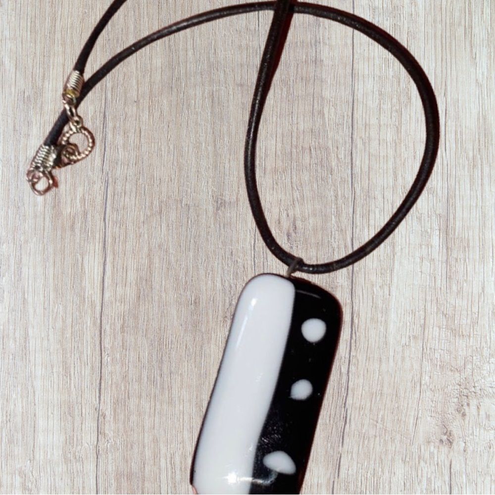 Glass Pendant Necklaces - Joni Esser-Stuart